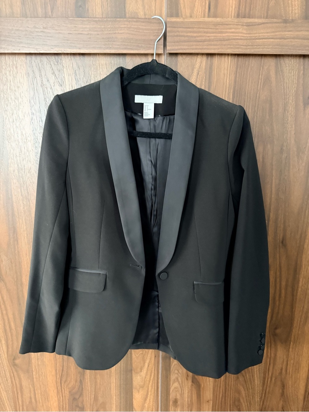 H&M Black Shawl Lapel Tuxedo Blazer